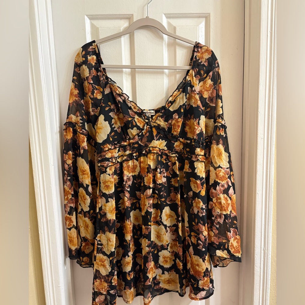 Floral V-Neck Long Sleeve Women Mini Dress - Black and Gold